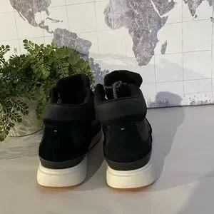 TOMS Cascada Waterproof Sneakers black  Size 10 men Toms | Shoes | Toms Cascada Waterproof Sneakers Black Size  main image 2